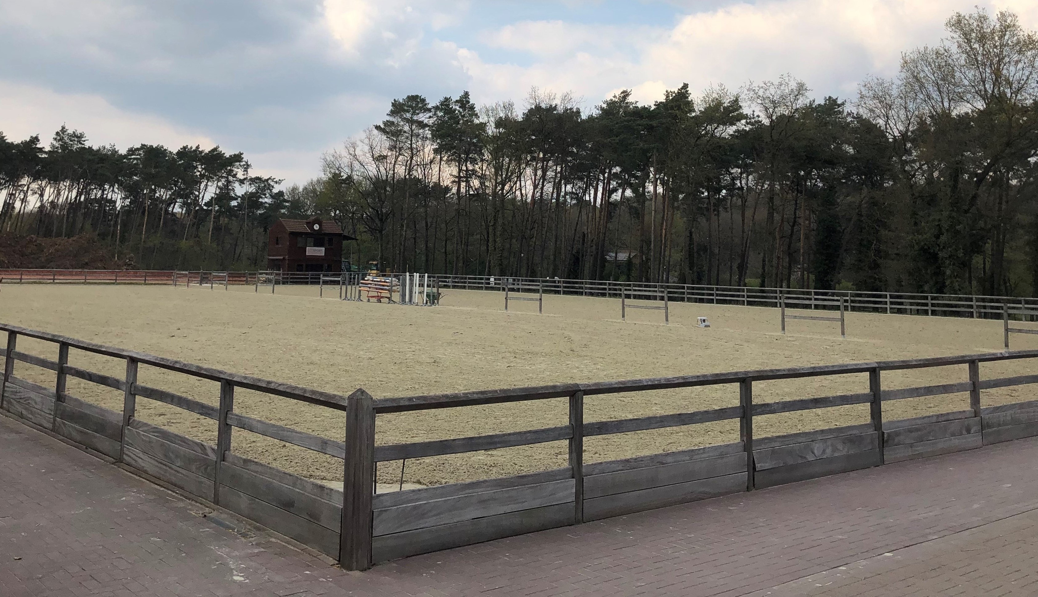 Hierop zien jullie onze mooie buitenpistes te Genk