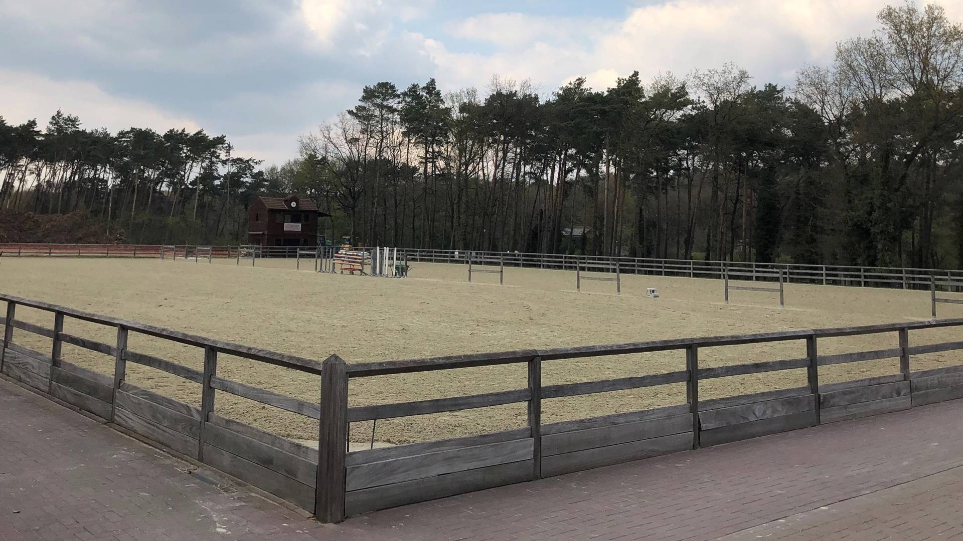 Hierop zien jullie onze mooie buitenpistes te Genk