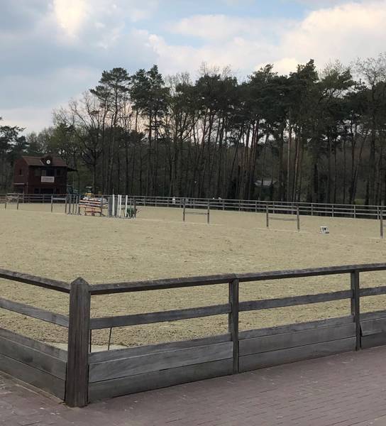 Hierop zien jullie onze mooie buitenpistes te Genk